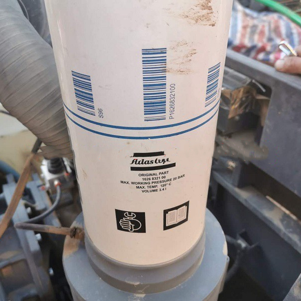 阿特拉斯空压机外置式油气分离器1626832100








-阿特拉斯外置式油气分离器